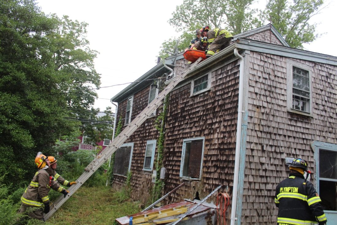 Plympton Fire Department Conducts RIT Training at Farmhouse WATD 95.9 FM