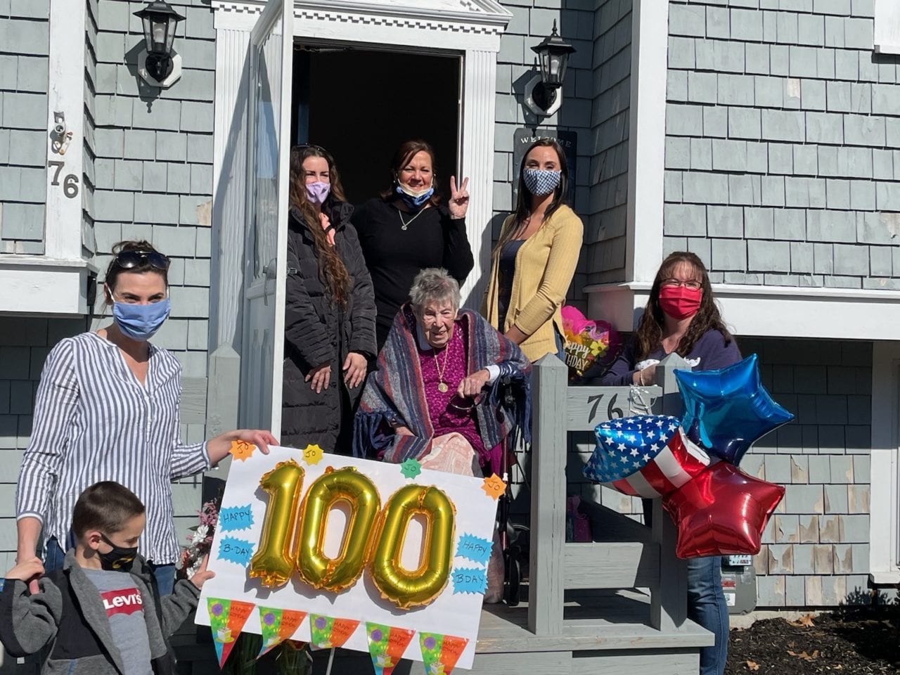 Marshfield Organizes Surprise Parade for 100yearold WWII Veteran